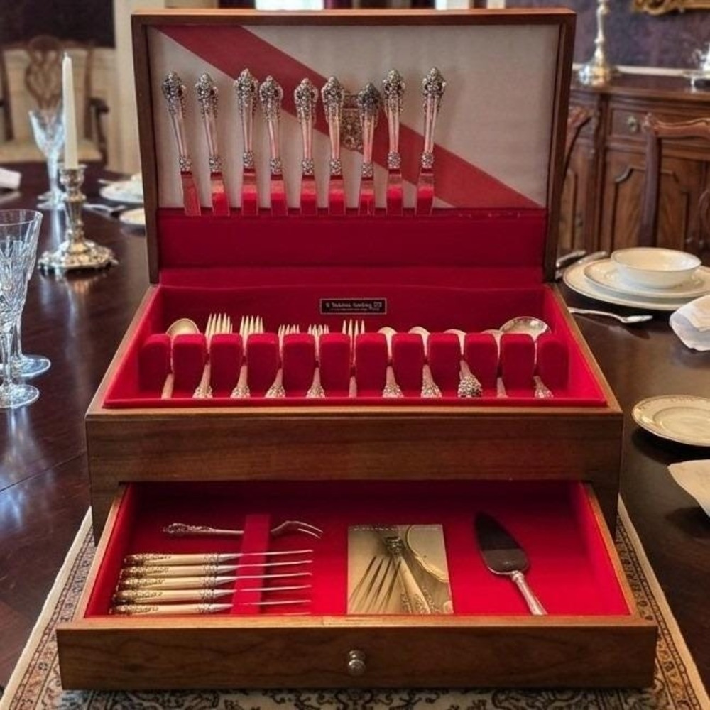 Wallace Grande Baroque Sterling Silver Flatware Set 61 Pieces Wooden Chest